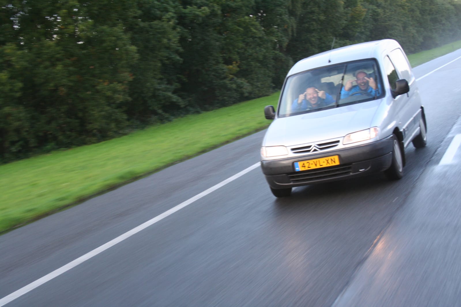 WhatsApp Image 2025-12-08 at 23.22.24